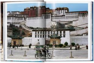 Angelika Taschen, Reto Guntli, Sunil Sethi: Living in Asia. 40th Ed. 