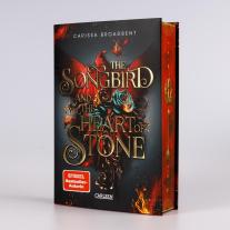 Kristina Flemm, Heike Holtsch, Carissa Broadbent: The Songbird and the Heart of Stone (Crowns of Nyaxia 3) 