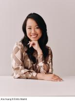 Maike Hallmann, Katia Liebig, Ana Huang: The Defender 