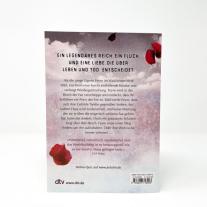 Alexandra Ernst, Sarah J. Maas: Das Reich der sieben Höfe – Dornen und Rosen 