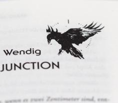 Steven Barnes, Wayne Brady, Poppy Z. Brite, Maurice Broaddus, Somer Canon, Robert Cargill, Nat Cassidy, V. Castro, Richard Chizmar, S. A. Cosby, Tananarive Due, Meg Gardiner, Christopher Golden, Gabino Iglesias, Jonathan Janz, Alma Katsu, Brian Keene, Caroline Kepnes, Michael Koryta, Sarah Langan, Joe R. Lansdale, Tim Lebbon, Josh Malerman, Ronald Malfi, Usman T. Malik, Premee Mohamed, Cynthia Pelayo, Hailay Piper, David J. Schow, Alex Segura, Bryan Smith, Paul Tremblay, Catherynne M. Valente, Bev Vincent, Catriona Ward, Chuck Wendig, Wrath James White, Rio Youers: DAS ENDE DER WELT WIE WIR SIE KENNEN 