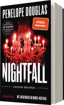 Franzi Berg, Dorothee Witzemann, Penelope Douglas: Nightfall – Geheime Begierde 