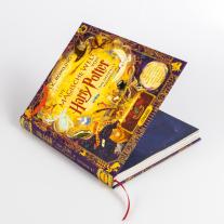 Peter Goes, Louise Lockhart, Weitong Mai, Olia Muza, Levi Pinfold, Pham Quang Phuc, Klaus Fritz, Anja Hansen-Schmidt, J. K. Rowling, J.K. Rowling, Tomislav Tomi¿, Tomislav Tomić: Die magische Welt von Harry Potter: Das offizielle Handbuch 