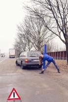 Markus Abele, Judith Stoletzky: Yoga while you wait 