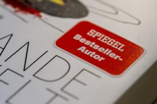 Karsten Dusse: Achtsam morden am Rande der Welt 