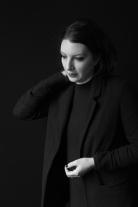 Slata Roschal: Es ist die Leichtigkeit, die den Herrn am Tisch von der Putzfrau unterscheidet 