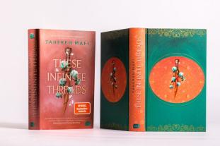 Barbara Imgrund, Tahereh Mafi: These Infinite Threads 