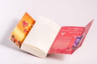 Maike Hallmann, Liz Tomforde: Caught up 