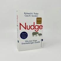 Cass R. Sunstein, Richard H. Thaler: Nudge 