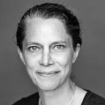 Outi Kaden, Sven Nordqvist, Steffen Walentowitz, Lena Kleine Bornhorst, Susanne Lütje, Paul Maar, Anne Steinwart, Anne-Kristin Zur Brügge, Miriam Cordes, Jan Gadermann, Dagmar Geisler, Andrea Hebrock, Sabine Kraushaar, krima & isa, Eleni Livanios, Marina Rachner, Frauke Weldin, Oetinger: Mein allererster Adventskalender 