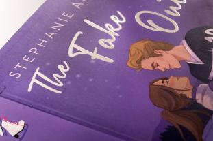Leena Flegler, Stephanie Archer: The Fake Out 