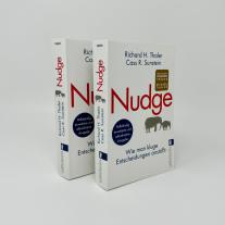 Cass R. Sunstein, Richard H. Thaler: Nudge 