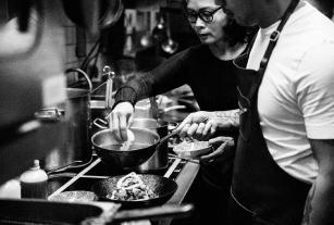 Chi Cao Hanh, Nam Cao Hoai: DUDU Kitchen 