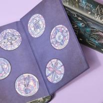 Sabrina Zelezný, Rachel Gillig: The Knight and the Moth 