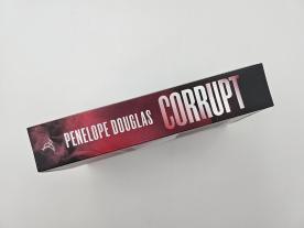 Christina Kagerer, Penelope Douglas: Corrupt – Dunkle Versuchung 