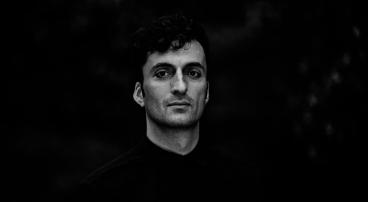 Stephan Pauli, Callum Cant, Mark Graham, James Muldoon: Feeding the Machine. Hinter den Kulissen der KI-Imperien 